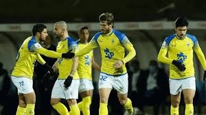 抛开荣誉不谈，梅西和马拉多纳谁的个人纯实力更强？[2]