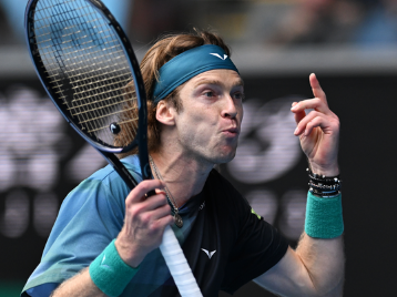 都更难守 都更难守